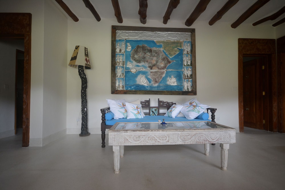 Deluxe Villa, 3 Bedrooms, Garden View (NYATI) photo 2