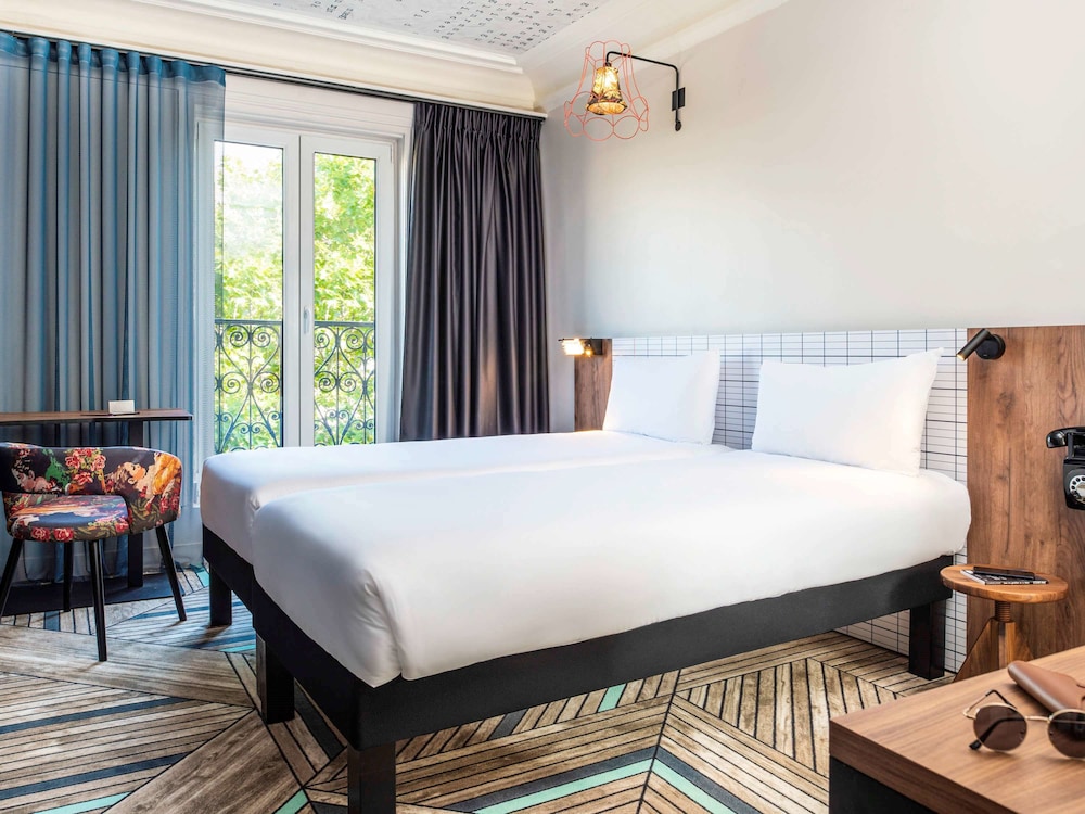 Standard Room, 2 Twin Beds thumbnail 5