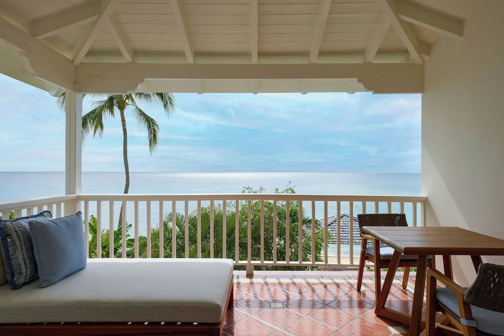 Junior Suite, 2 Queen Beds, Oceanfront ( All-Inclusive Adults Only)