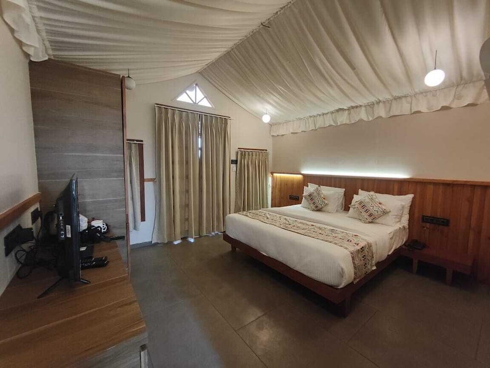 Premium Cottage - Photo 1