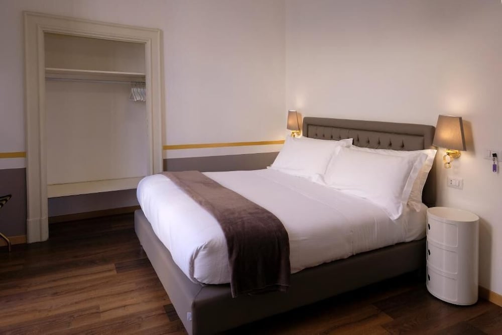 Superior Room, Balcony (Luxury)
