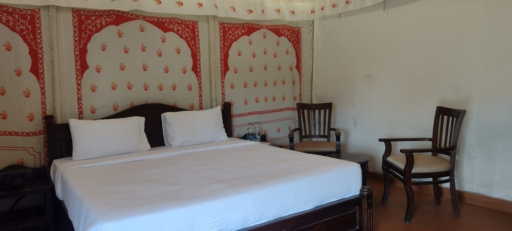 Royal Tent photo 3