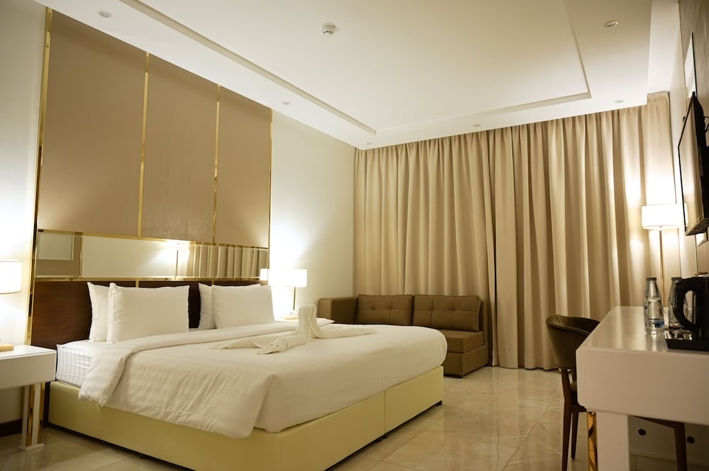 Deluxe Double Room photo 3