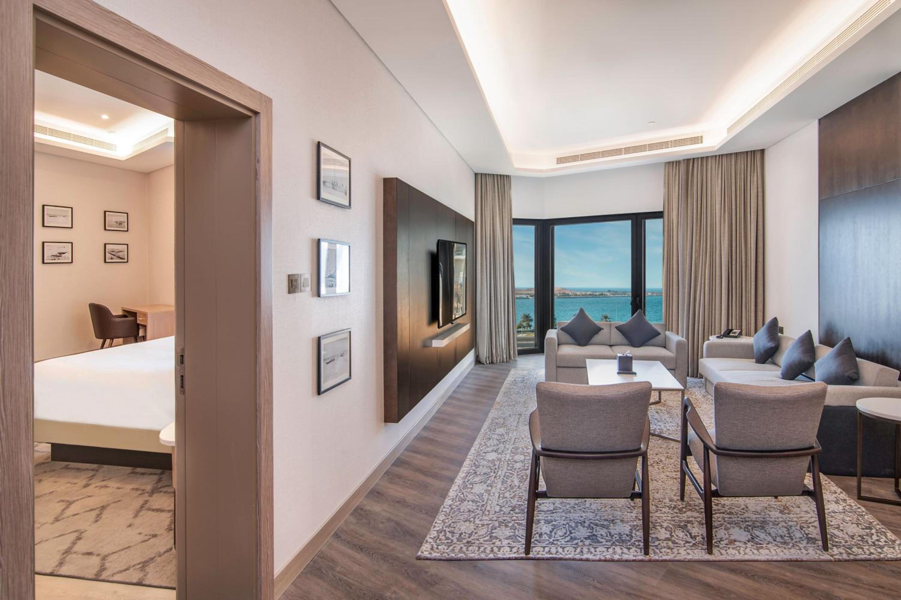 Royal Suite with Club Lounge Access photo 1