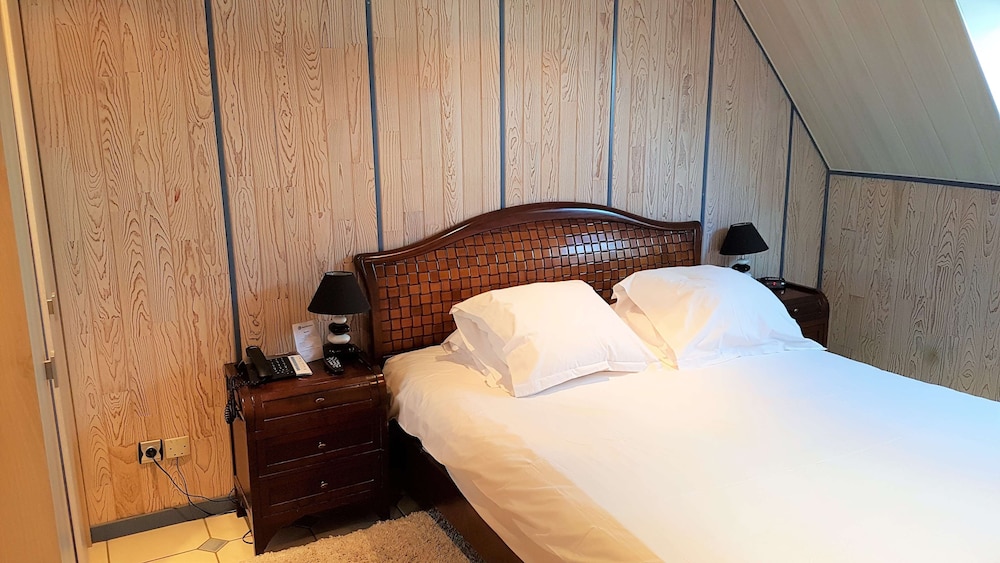 Standard Apartment, 1 King Bed, Non Smoking, Kitchen (With Sofabed) photo 3