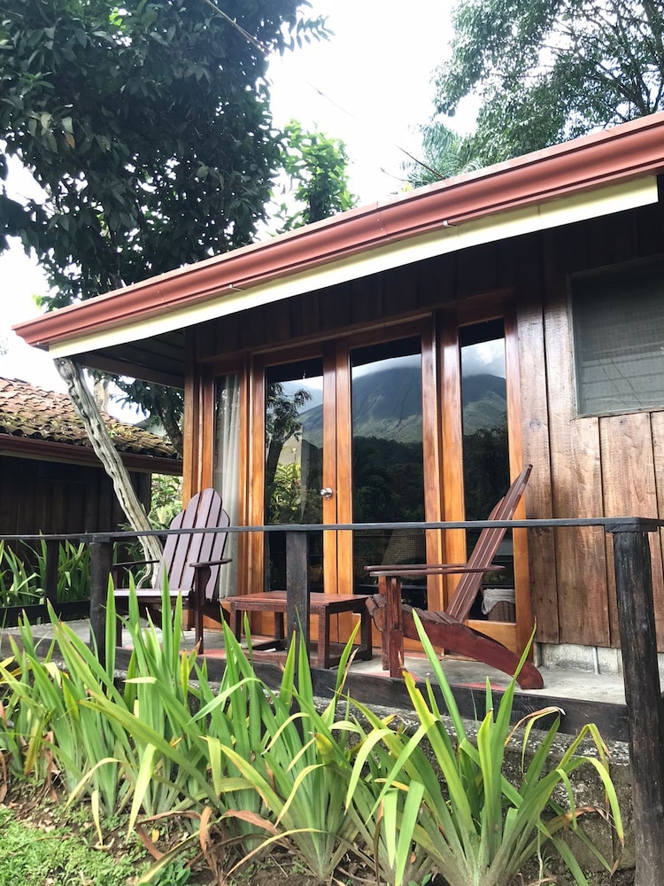 Ecolodge Cabin with Volcano View photo 3
