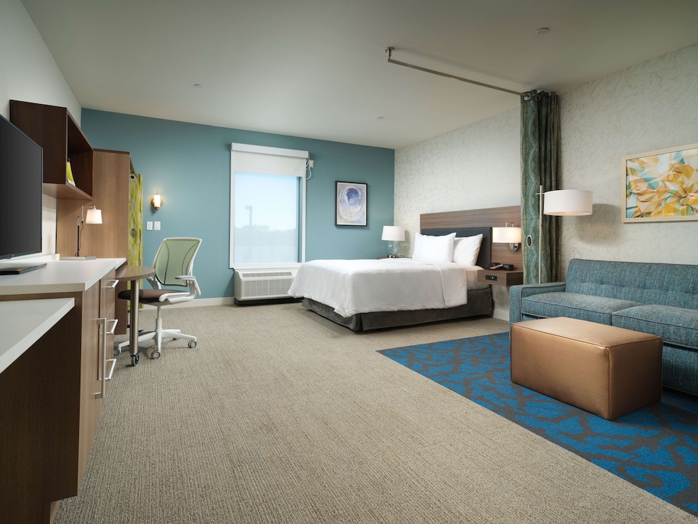 Studio, 1 Queen Bed, Accessible, Bathtub (Mobility & Hearing) - Photo 4
