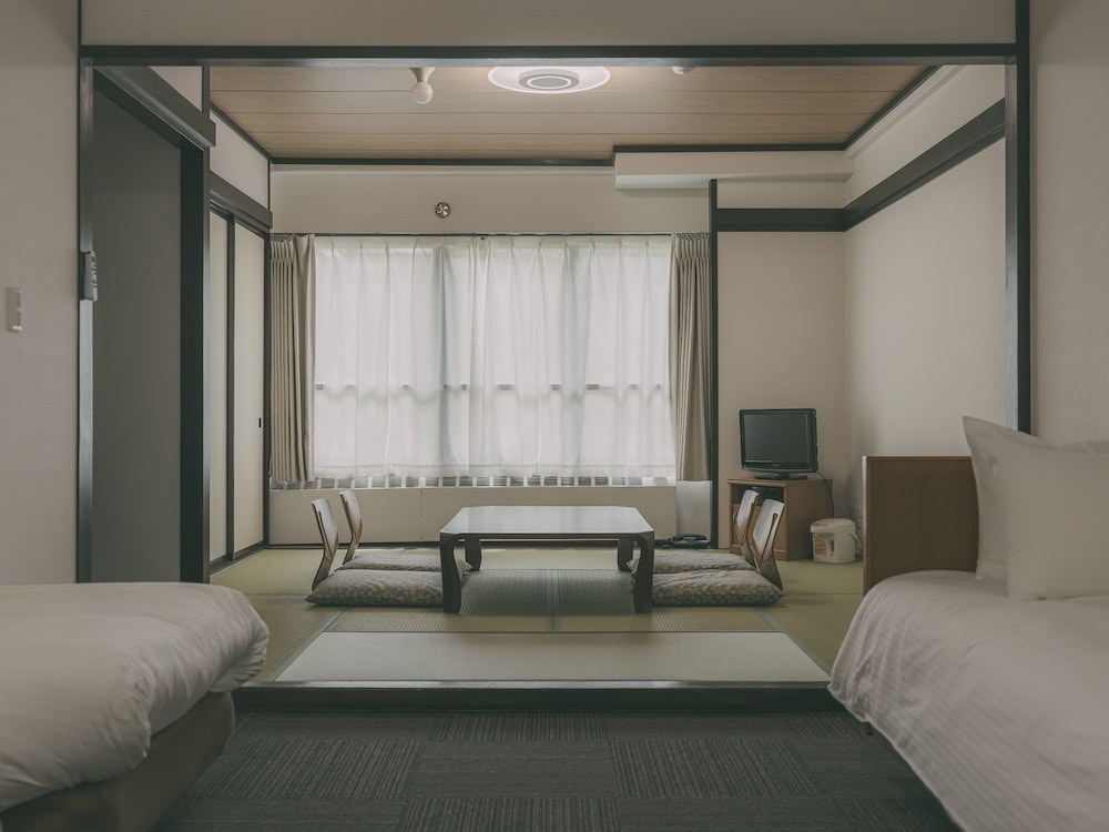 Japanese Western Room with 4 single beds - Bath and Toilet, Non Smoking photo 2