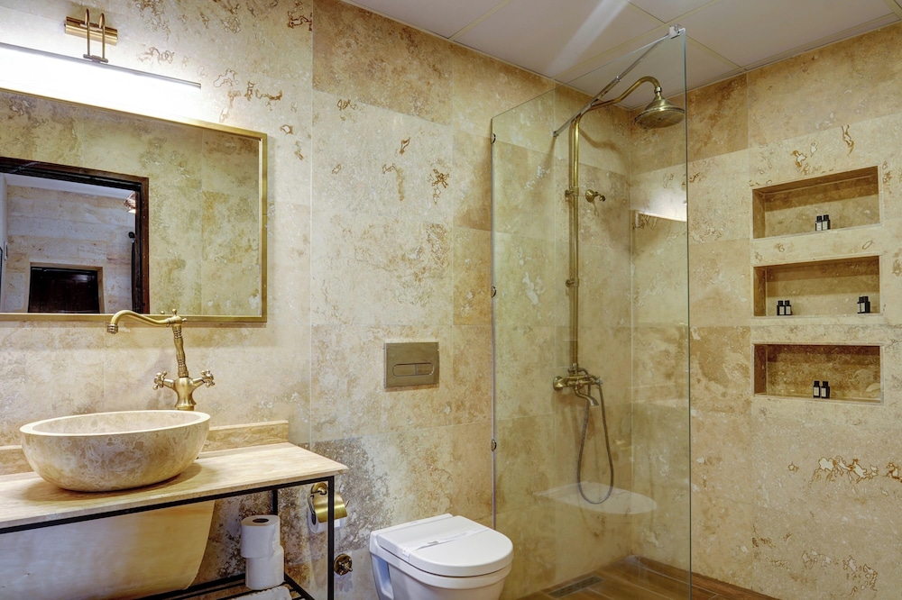 Stone Room - Photo 2