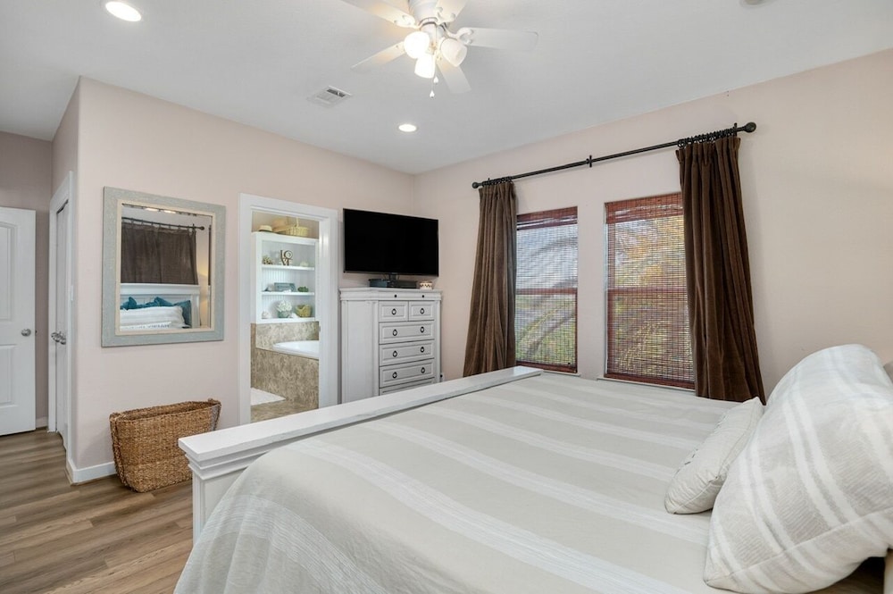 House, 3 Bedrooms photo 3
