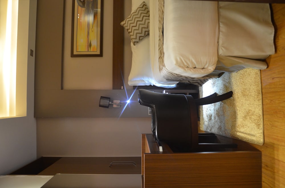 Superior Suites