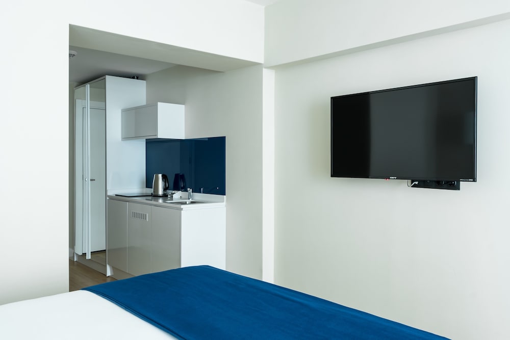 Superior Double Room, Sea View - Photo 11