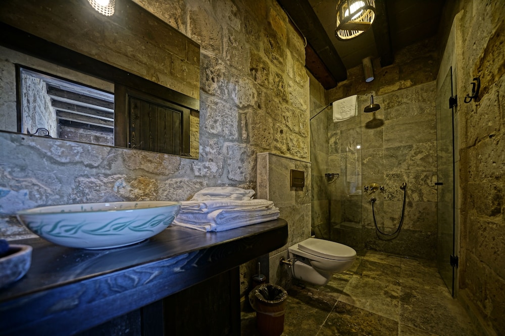 Deluxe Double Room, Bathtub (Balloon view), photo 6