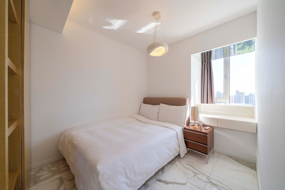 Superior Apartment, 2 Bedrooms, Kitchen, City View
