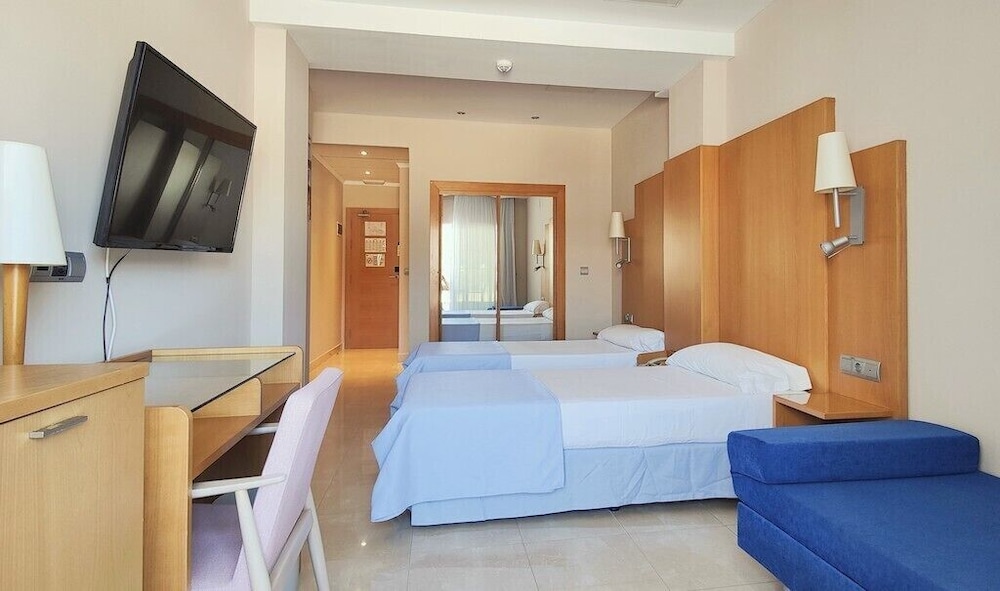 Superior Room, Partial Sea View