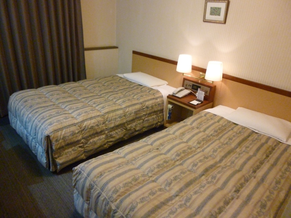 Standard Twin Room, Smoking photo 1