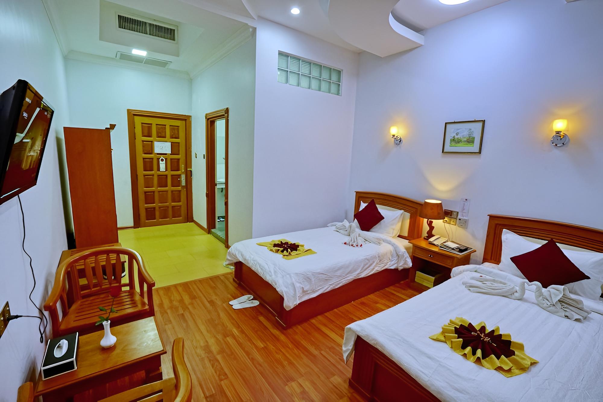 Deluxe Twin Room photo 3