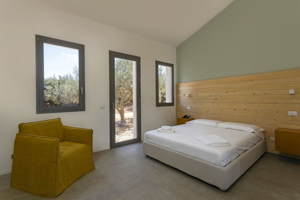 Camera Standard con Letto Matrimoniale photo 3