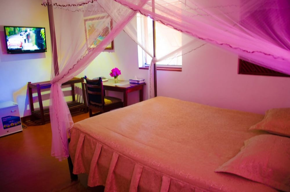 Traditional Bungalow, 2 Bedrooms