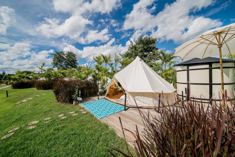 Family Bell Tent Garden View - Photo 12
