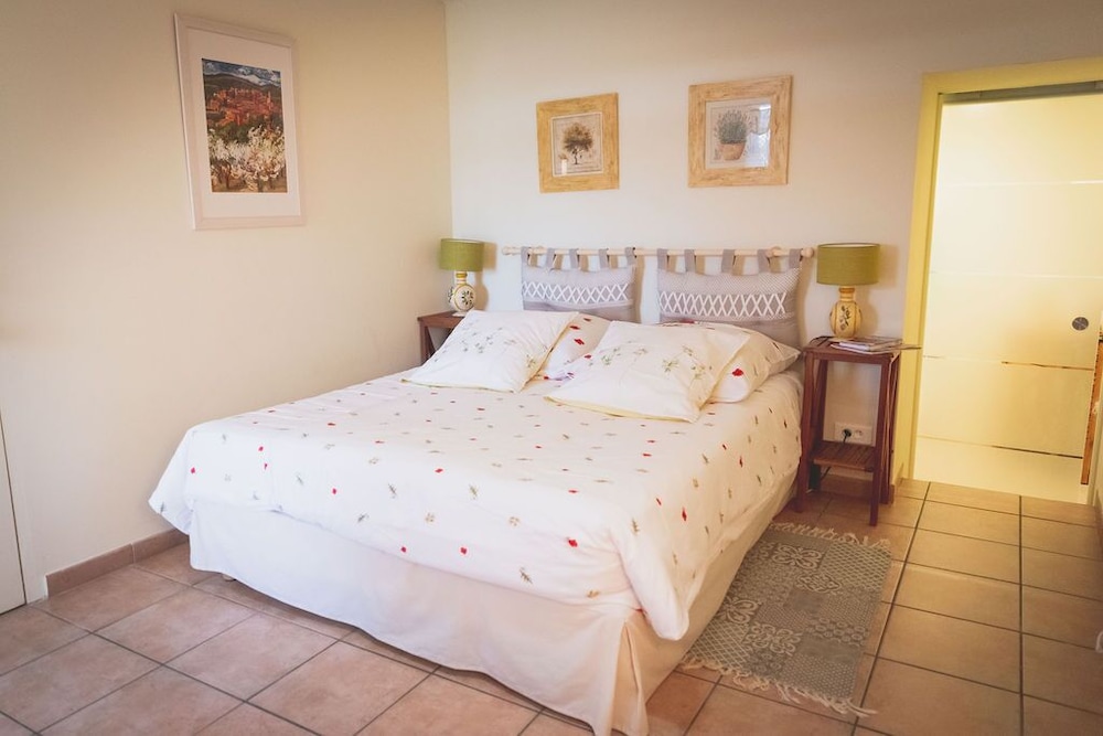 Comfort Double Room, 1 Queen Bed, Terrace, Vineyard View photo 1