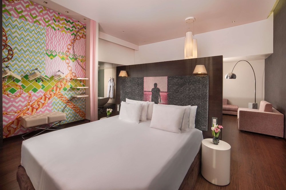 Junior Suite (nhow) thumbnail 6