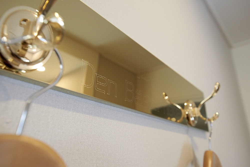 Standard Double Room - Photo 6