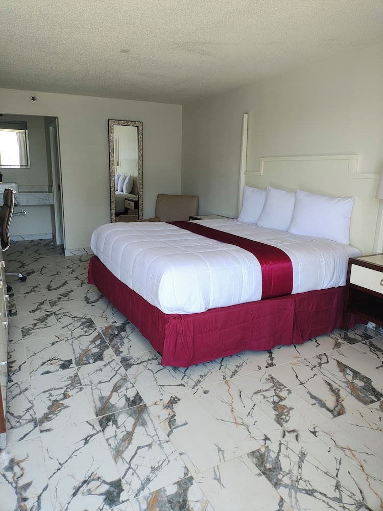 Economy Single Room