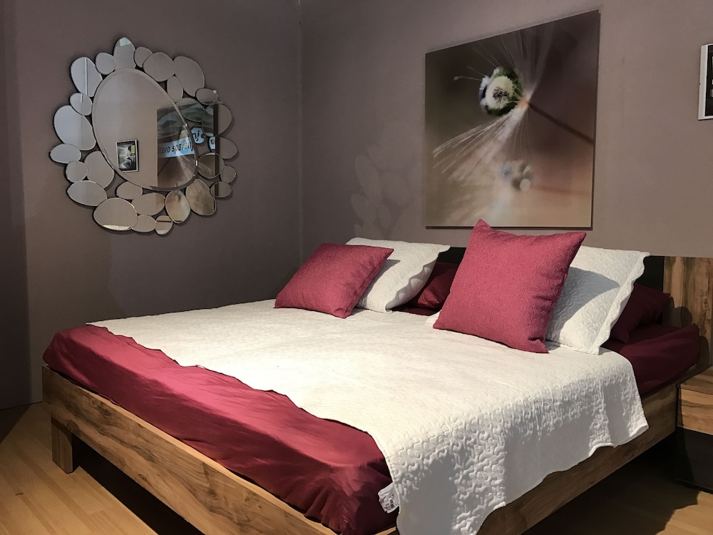 Family Apartment, Multiple Bedrooms