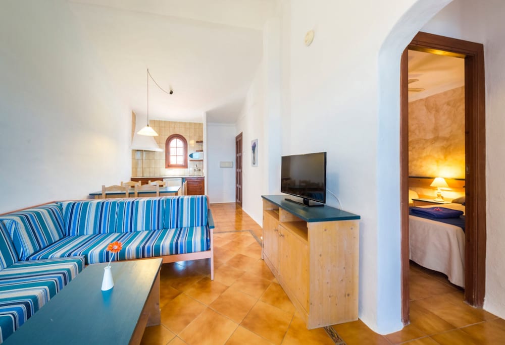 Apartamento Superior, 1 Dormitorio, Balcón, Vista al Mar (2 Adultos + 2 Niños)