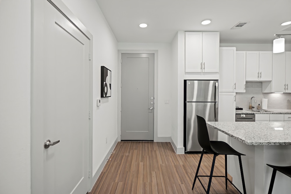 Premium Apartment, 2 Bedrooms - Photo 18