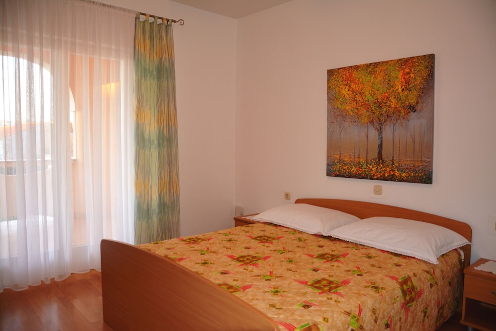 Design Apartment, 1 Bedroom, Terrace, Garden View