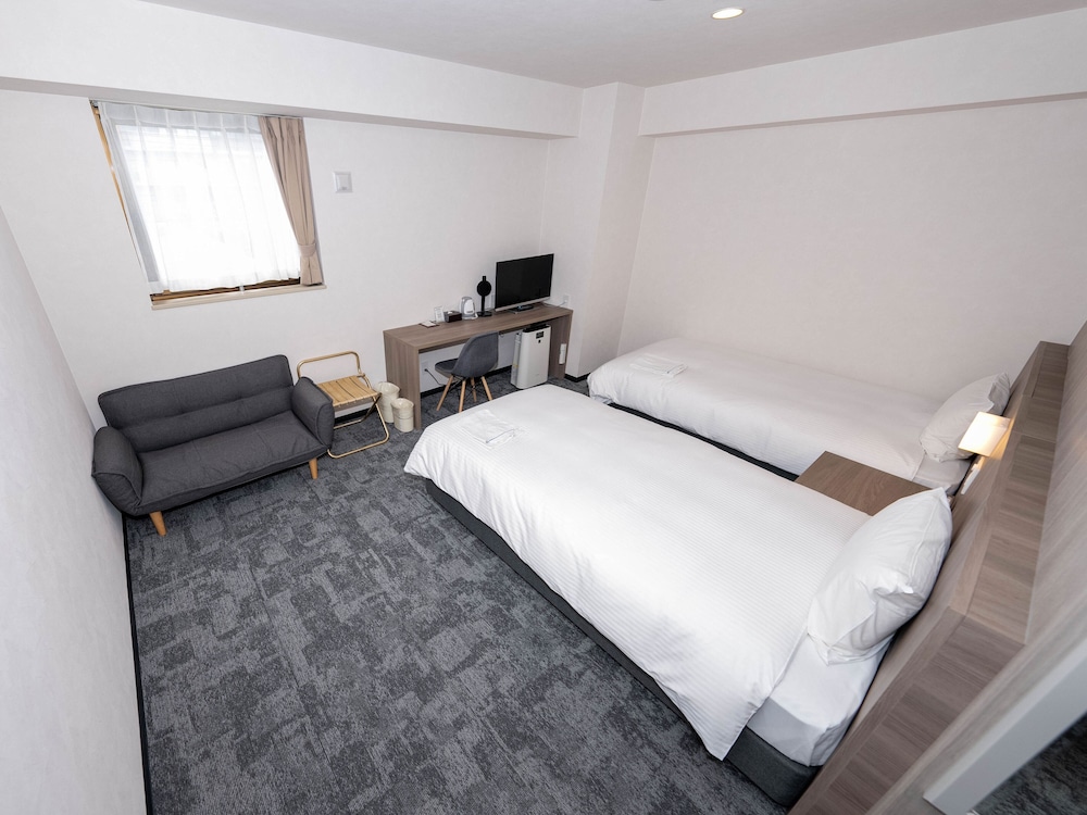 Twin Room - Photo 4