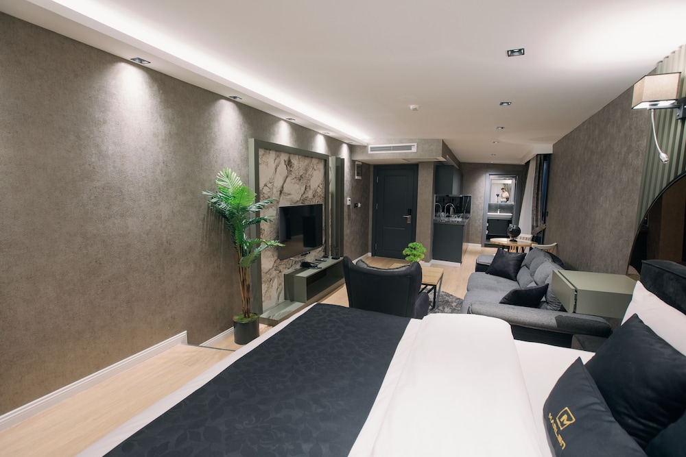 Comfort Studio