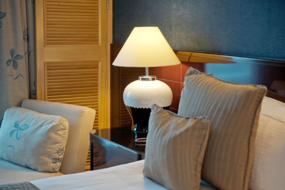 Suite, 1 King Bed, Sea View (Diplomatic)
