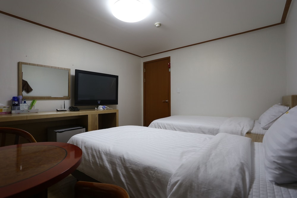 Standard Twin Room photo 1