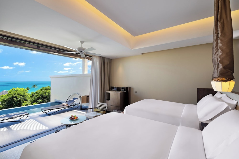 Suite, 1 Bedroom, Partial Ocean View