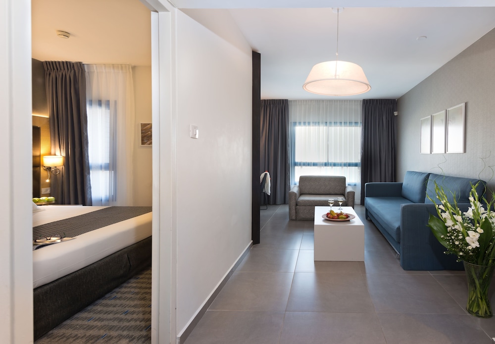 Suite photo 1