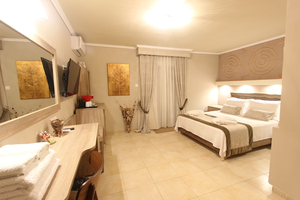 Junior Studio Suite