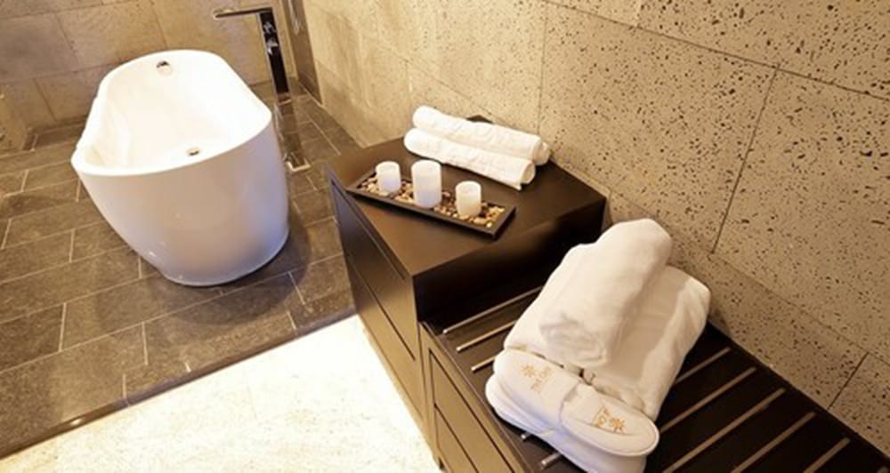 Deluxe Suite, 1 King Bed photo 2