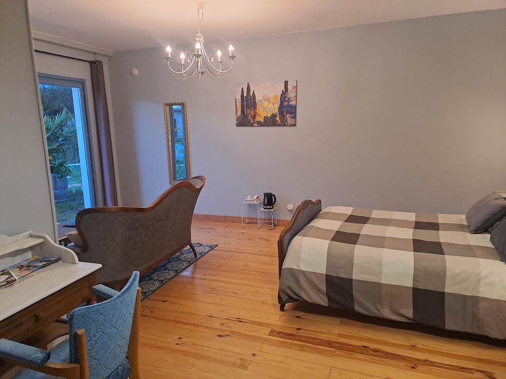 Double Room (Charlotte) photo 2