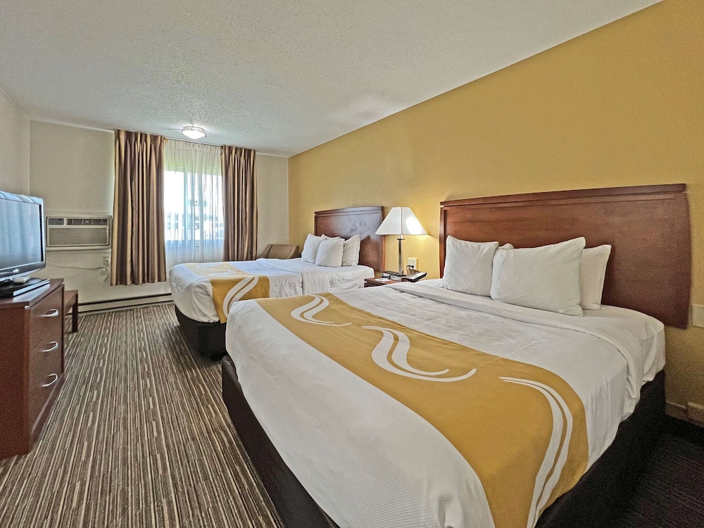 Standard Room, 2 Queen Beds, Non Smoking photo 2