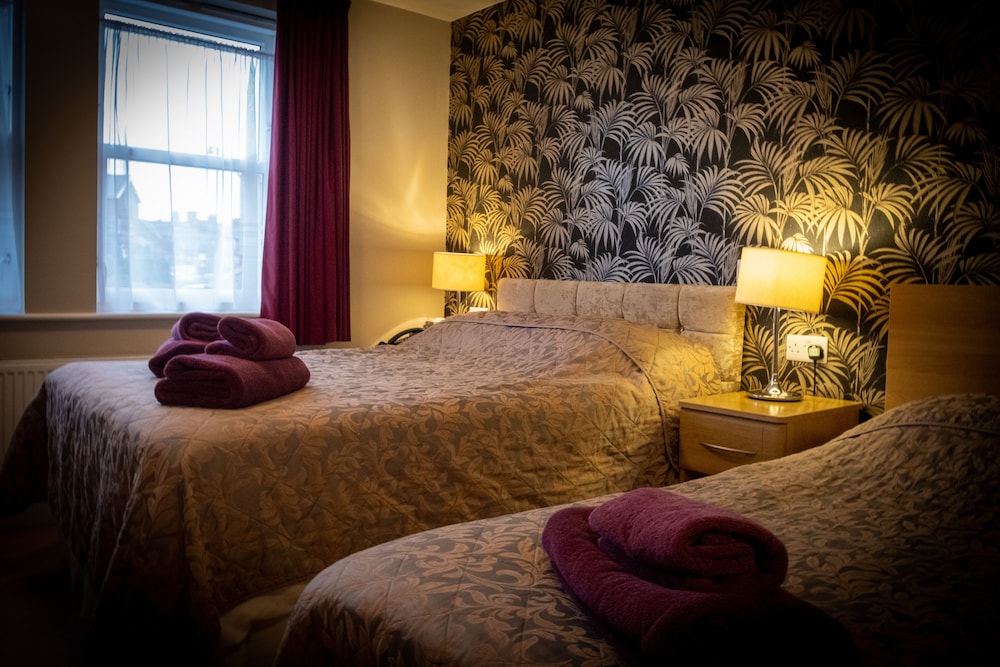 Classic Twin Room