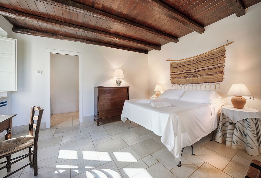 Deluxe Double Room - Photo 2