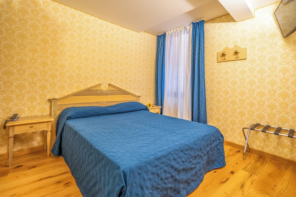 Standard Double Room, Annex Building photo 1