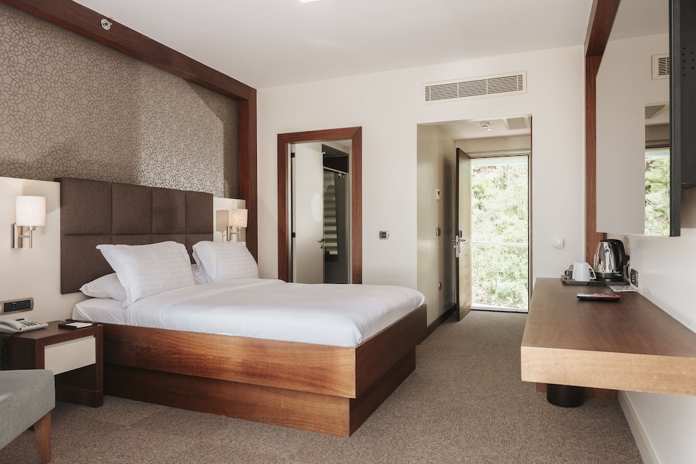Superior Double Room, Garden View photo 3