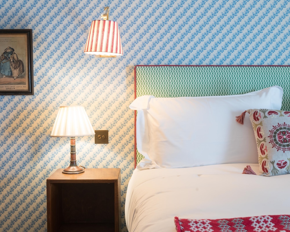 Double Room (Elm Room)