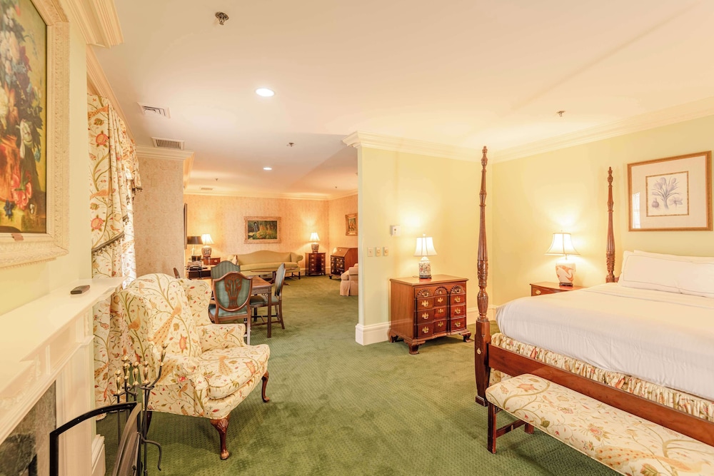 Presidential Suite, 1 King Bed photo 2