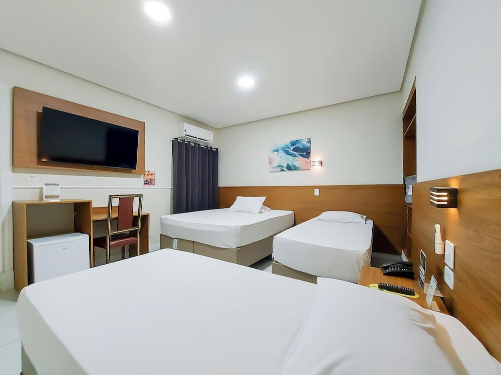 Superior Quadruple Room photo 3
