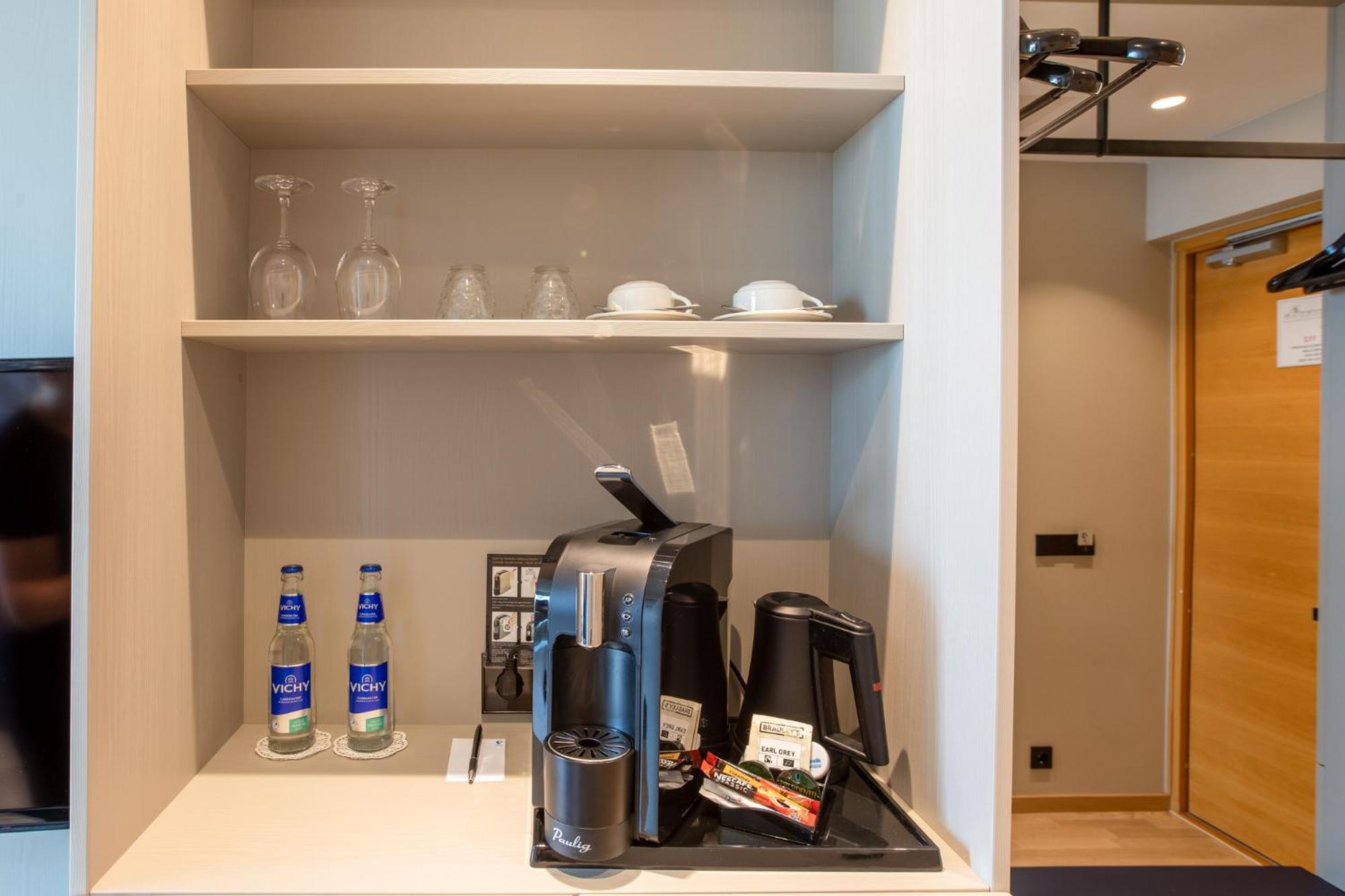 Suite with Spa Access - Photo 6